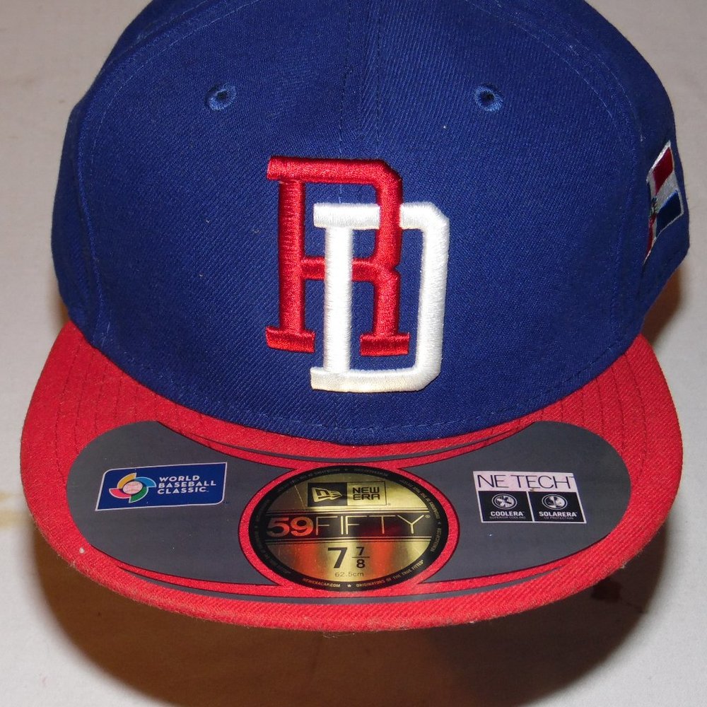 New Era Dominican Republic WBC 7 7/8 Fitted Hat